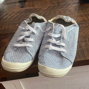 Size 9 blue slip on shoes
